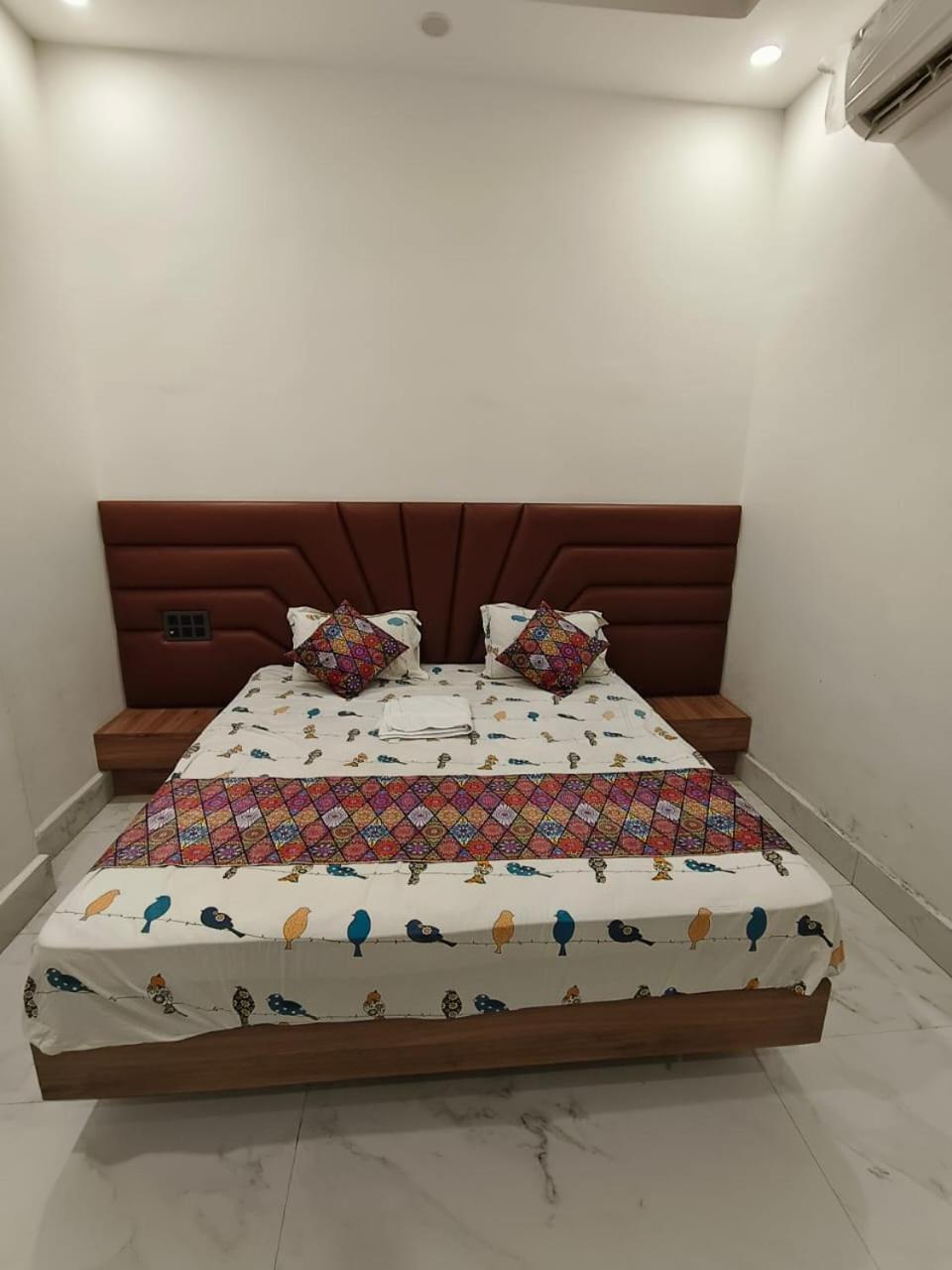 Hotel Modi Palace, Chanderi Mp Extérieur photo